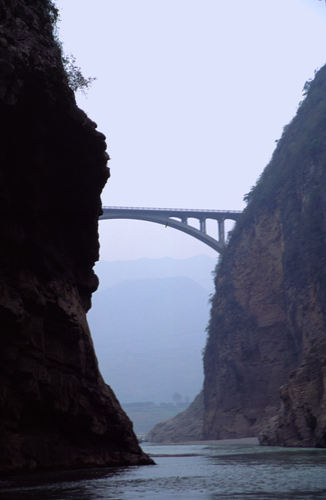 三峡アーチ橋