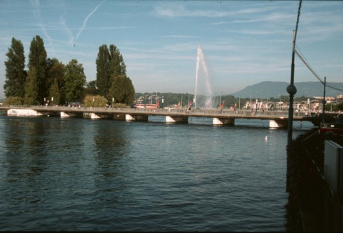 モンブラン橋(Pont du Montblanc)