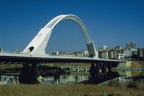 ルシタニア橋(Puente Lusitania)